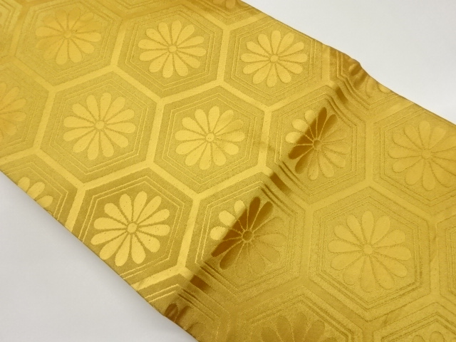 亀甲に菊模様織出し名古屋帯